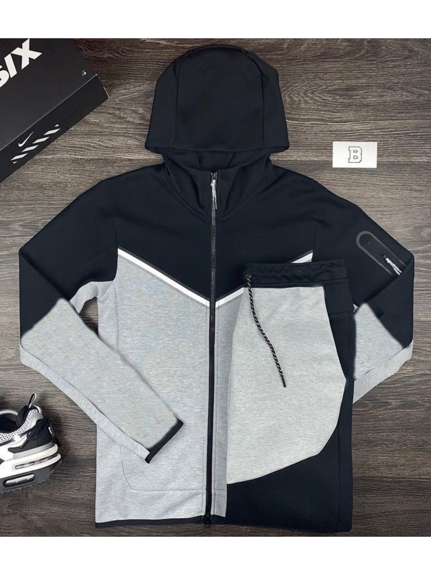Two-Piece Boutique Hoodie Sports Set - Stylish European & American Inspired Casual Wear for Men - Soft, Breathable, Comfortable, and Versatile Spring & Autumn Sportswear